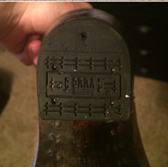 Corral Boots - Picture 2 of 2